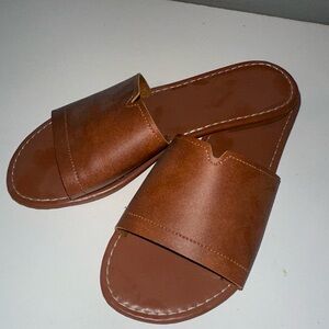 Stylish Tan Slide Sandals